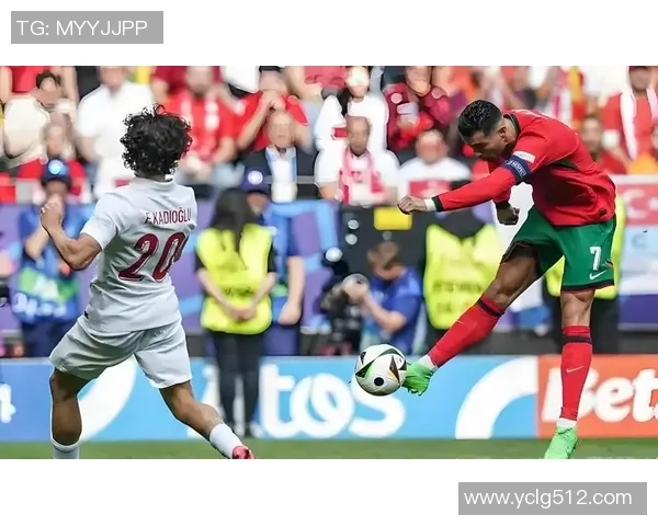 足球明星高清壁纸炫酷展示尽显球场风采与激情瞬间 足球明星高清壁纸炫酷展示尽显球场风采与激情瞬间