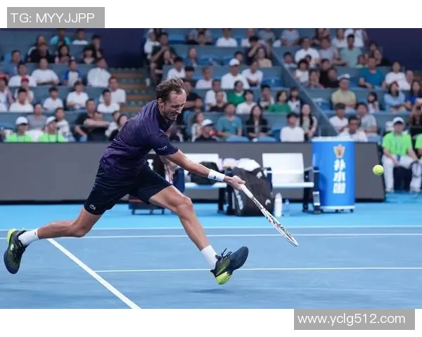 杭州网球队以51分领跑杯赛积分榜展现强劲实力 杭州网球队以51分领跑杯赛积分榜展现强劲实力